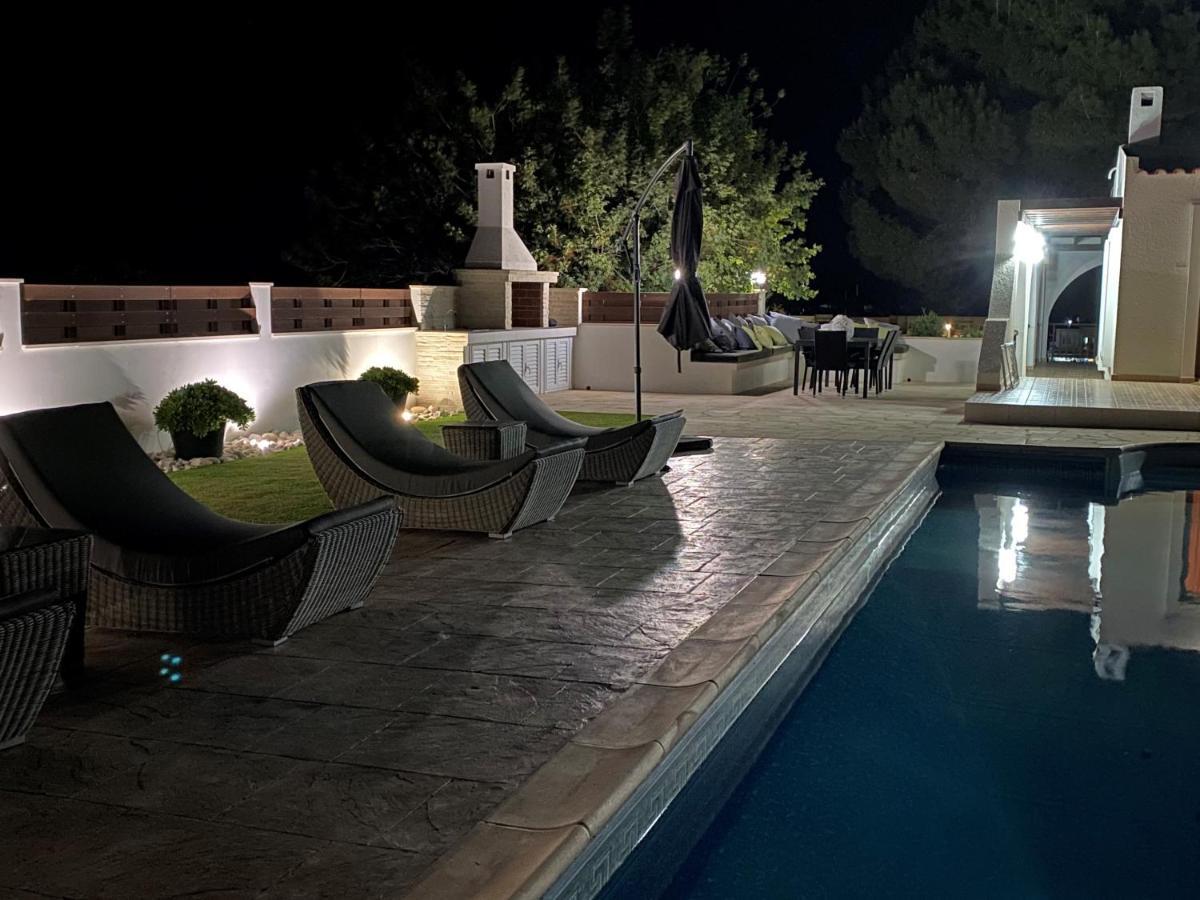 The Belvedere Villa Latchi Dış mekan fotoğraf